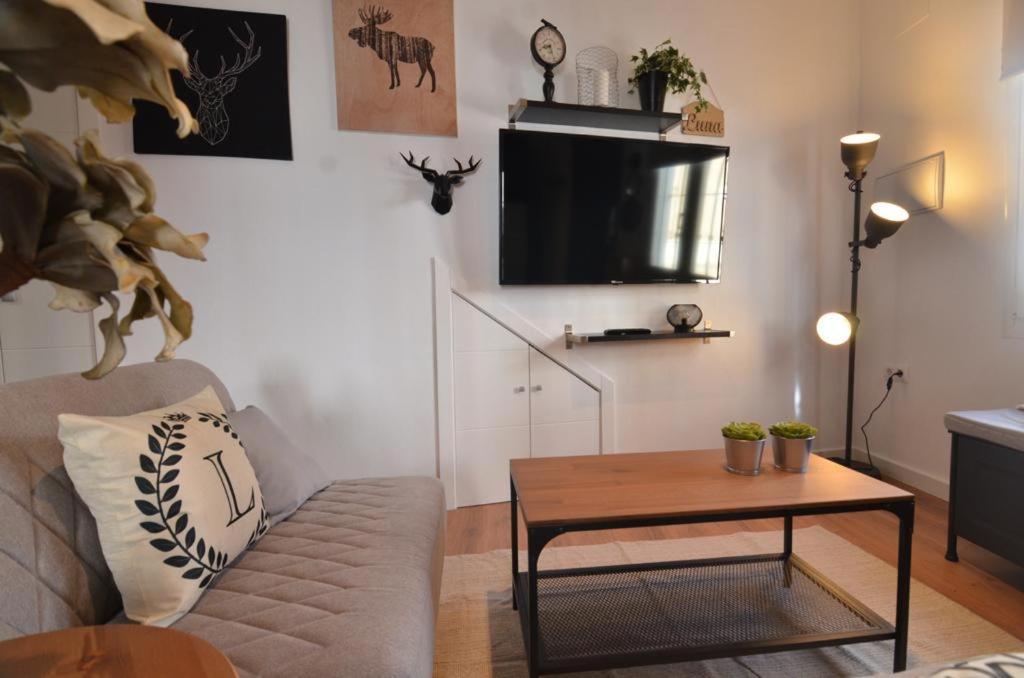 Luna'S Home. Precioso Loft En Bollullos Par Del Condado Bagian luar foto